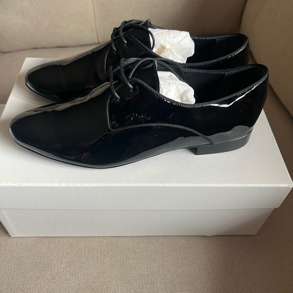 Longchamp Black Patent Leather Lace-Up Loafers